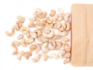 Kešu ořechy pražené v cukru 500 g
