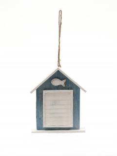 Závěsná dekorace domeček s rybičkou modrobílý 18,5x15,5x3cm