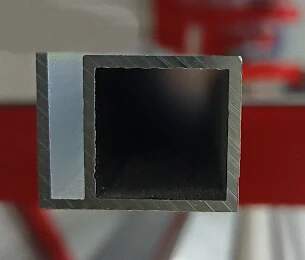 HLINÍKOVÝ PROFIL HPG 25x25x2mm STŘÍBRNÝ ELOX