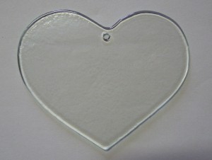 Skleněné závěsy - srdce Velikost: A 8    5,2x7,4 cm