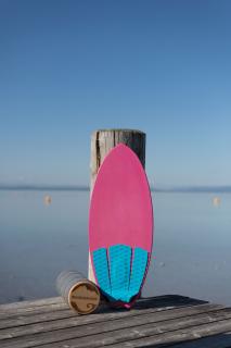 Balanční deska Woodboards Surf  Pinky Edition - komplet s balančním válcem