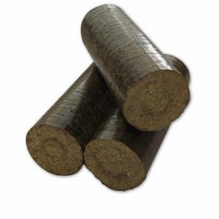 Dřevěné brikety válcové z tvrdého dřeva Váha: Paleta - 960 Kg