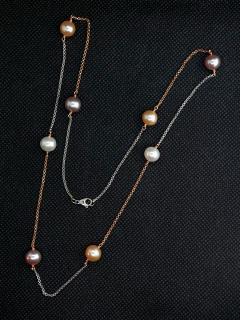Dámský zlatý náhrdelník s perlami - Délka 58 cm