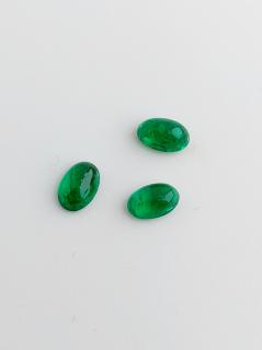Smaragd ovál 5 x 3 - 3,5 mm