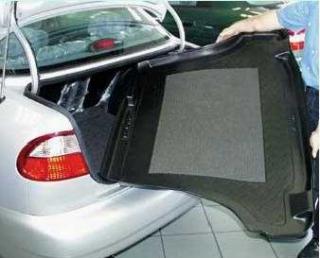 Plastová vana do kufru AutoVip Audi Q3 2011 verze s dojezdovým kolem