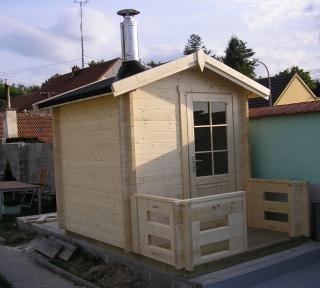 Zahradní saunový domek ze severského smrku topidlo: elektrické