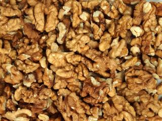Vlašské ořechy loupané  (výběrové, čištěné) váha: 1000g