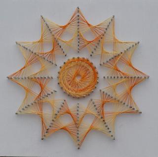 Mandala v oranžových odstínech - obraz (Dřevo + recyklace)