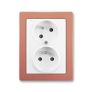 Zásuvka kompletní dvojnásobná, pootočená, 5513J-C02357 B1R3, ABB, Swing®L, jasně bílá / cihlová (ABB, Swing®L, jasně bílá / cihlová)