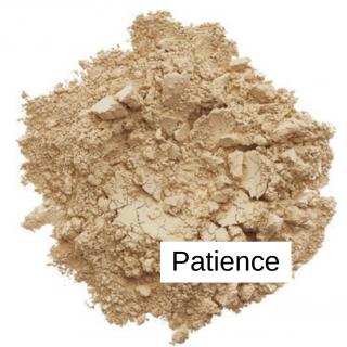 Sypký minerální pudrový make-up Loose Mineral Foundation Inika Organics odstín: Patience