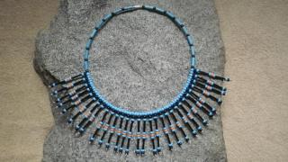 náhrdelník modro černý oranžový rokajl (cena za kus)