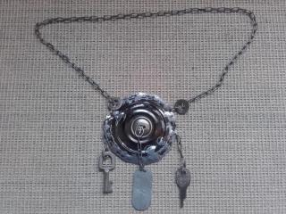 náhrdelník plechovka ,klíče (cena za kus)