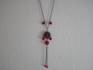 náhrdelník s červenými broušenými korálky (cena za kus)