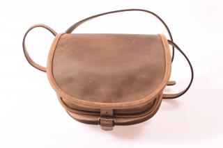Dámská hnědá kožená kabelka lovecká malá - 120335