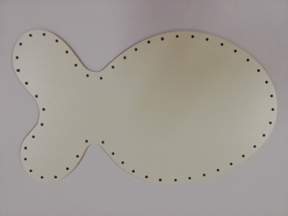 Dno na pletení pedigem bílé - ryba 33 x 19 cm