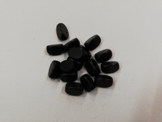 Dřevěné korálky pro tvorbu trojhranný ovál černý - 9x5 mm