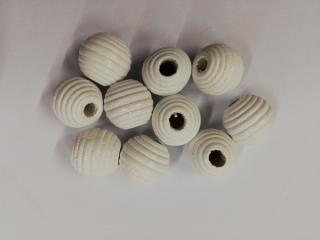 Dřevěné korálky žebrované 13 mm bílé