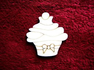 Dřevěný výřez - Cupcake mašlička - 8 cm