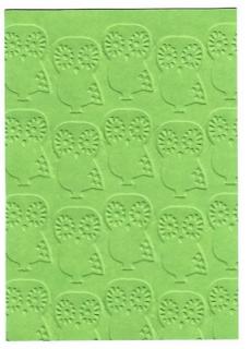 Embosovaná karta - sovičky - sv.zelená