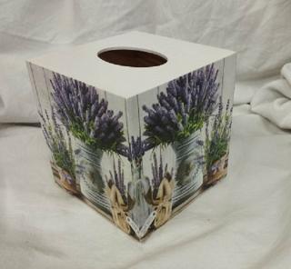 Krabička dřevěná na papírové kapesníky - čtvercová - Levande
