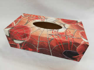 Krabička dřevěná na papírové kapesníky - spiderman
