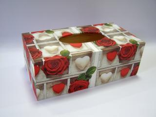Krabička dřevěná na papírové kapesníky - Srdce růže