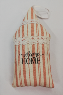 Látkový domeček  č.6  červený - Welcome Home 1