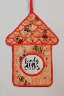 Látkový domeček  plochý č.6 meruňkový s červeným okrajem - Family LOVE