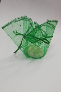 Organzový měšec s tečkami zelený 26cm