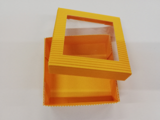 Papírová dárková krabička z vlnité lepenky - žlutá - 3x10x10 cm