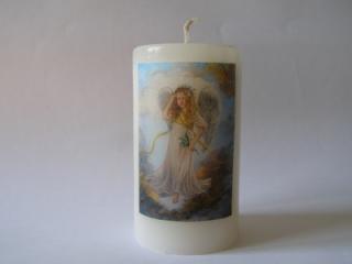 Svíčka z parafínového vosku zdobená  - válec 10,5 x  6 cm - Andělka 3