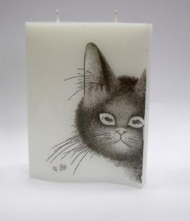 Svíčka z parafínového vosku zdobená - vlna 2 knoty  19 x 15 cm - Kočka číhá