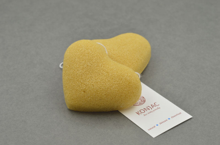 Konjac Obličejová houba - Kurkuma Srdíčko