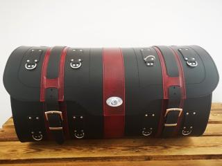 Kožený kufr se zámkem - válec na chopper 67cm typ 161A