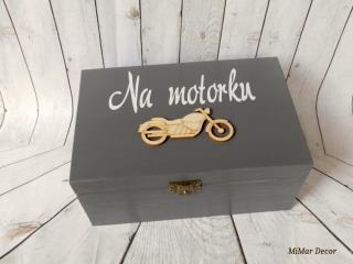 Dřevěná krabička dárková - Na motorku