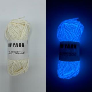 Glow in dark příze bílá svítící modře (70m/50g)