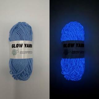 Glow in dark příze blankytně modrá svítící modře (70m/50g)