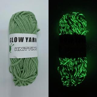 Glow in dark příze zelená mátová (70m/50g)