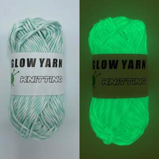 Glow in dark příze žíhaná tyrkysová (70m/50g)