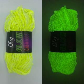 Glow in dark žinylková svítící příze neonově žlutá (50g)