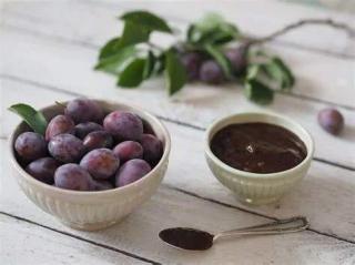 Švestková povidla v sáčku Zeelandia (1kg)