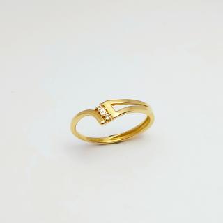 Zlatý prsten 1,65g 585/1000
