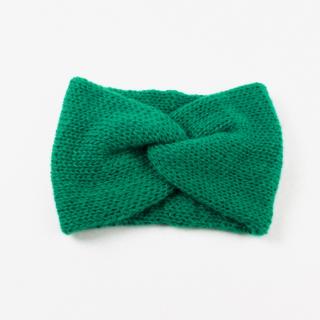 Čelenka Extravagart.BASIC BARVA: emerald green