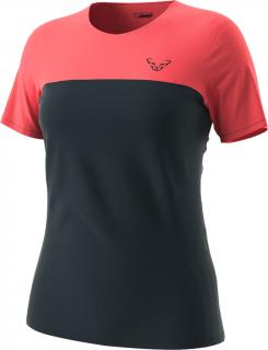 Triko Dynafit Traverse S-Tech W S/S TEE blueberry hot coral 2023 Velikost: M / L, Barva: modrá / korálová