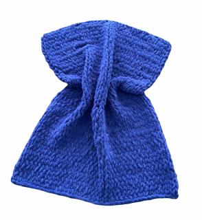 Ručně pletená deka PUFFY tmavě modrá V1 (Ručně pletená deka PUFFY tmavě modrá V1)