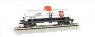 Bachmann HO 40 FT Single-Dome Tank Car - Clark #9485