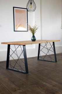 Jídelní stůl Laser line Velikost stolu: 150x90cm, Dřevo: Dub čistý, Odstín dřeva: Olej natural