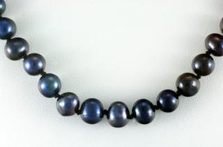 Náhrdelník z černých perel, provazovaný, perly o vel. cca 6 mm (PC3025S)