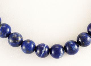 Náhrdelník z lapisu lazuli QA, kuličky cca 8 mm (LL500)