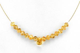 Romantický minimalistický náhrdelník z broušených čoček citrínu a kapky QAA, lanko, stříbro Ag 925/1000 (CI3710S)
